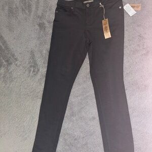 Women’s Black Slim Fit Jeans